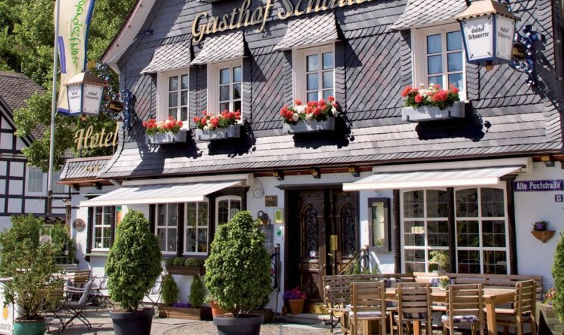 Hotel Schieferhof Exterior