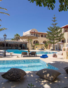 Smaragdi Hotel