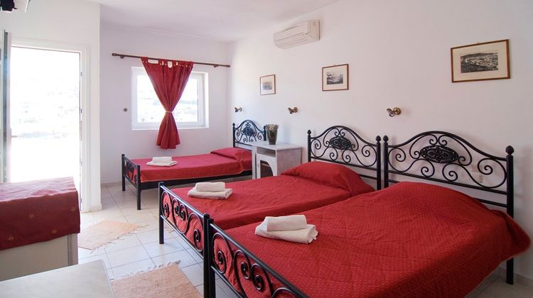 Cape Mykonos Room