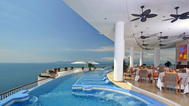 <b>Grand Miramar Resort & Spa Restaurant</b>