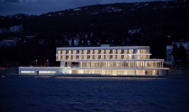 Hotel Amabilis Exterior