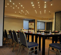Bella Riva Suite Hotel Meeting