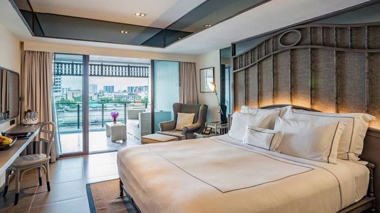 Riva Surya Bangkok Room