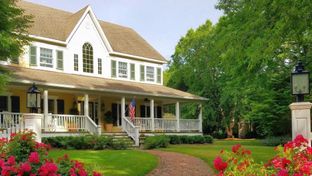 Blue Iris Bed & Breakfast