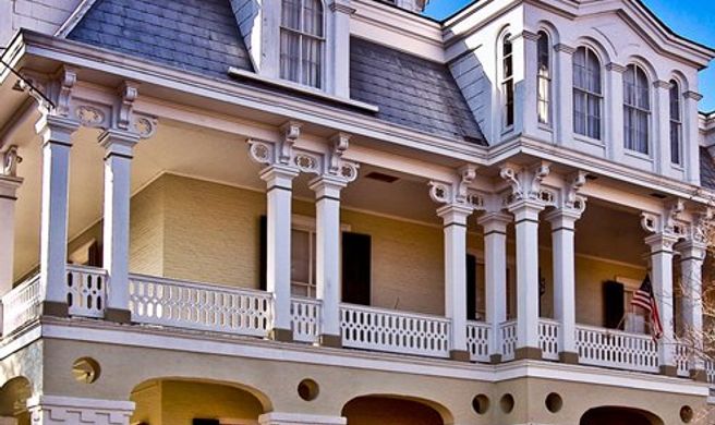 Dansereau House Bed & Breakfast Exterior