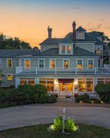 Bass Cottage Inn