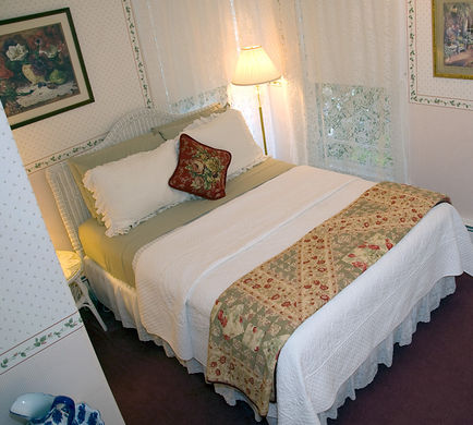 Holbrook House Bed & Breakfast Room
