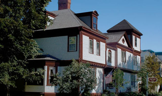 Saltair Inn Waterfront Bed & Breakfast Exterior