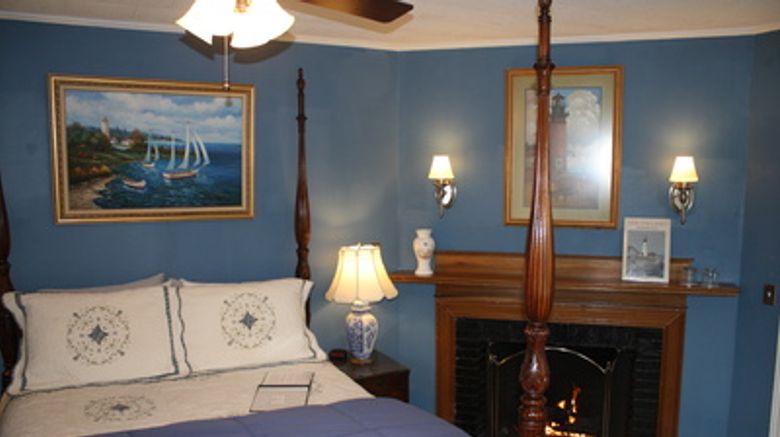 <b>Saltair Inn Waterfront Bed & Breakfast Room</b>