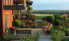 Cedar Crest Lodge