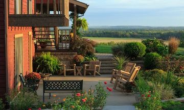 Cedar Crest Lodge