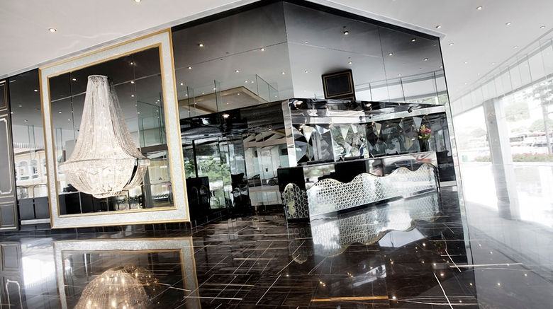 <b>Dorsett Singapore Lobby</b>