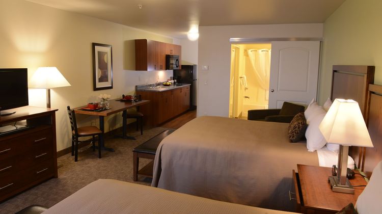Aspen Suites Hotel Anchorage Suite