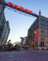 Brewhouse Inn & Suites