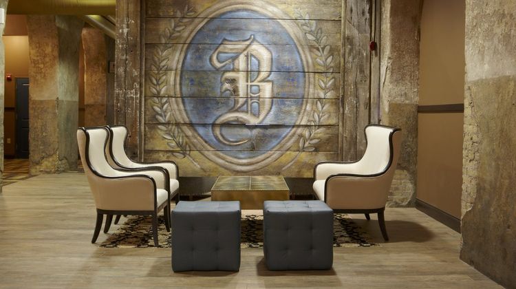 Brewhouse Inn & Suites Lobby