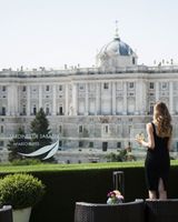Jardines de Sabatini Apartosuites
