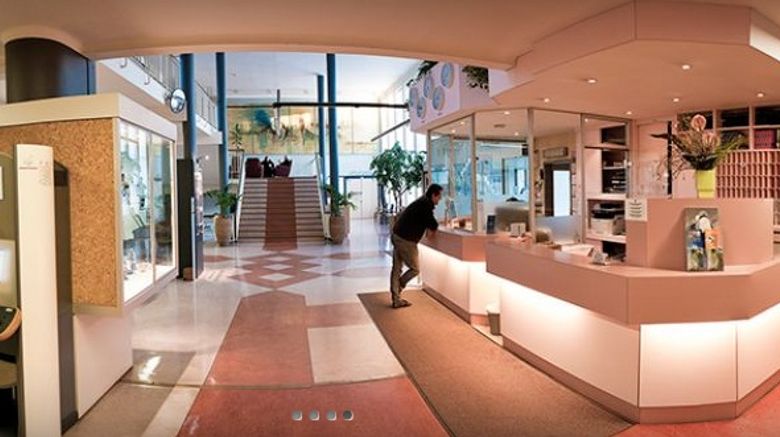 <b>Antwerp Harbour Hotel Lobby</b>