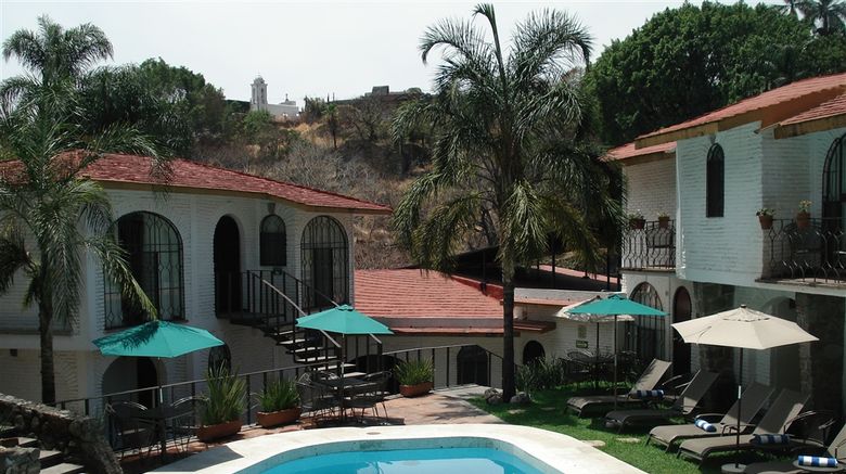 <b>Hotel Ilebal Pool</b>