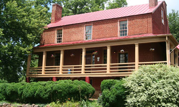 Inn at the Crossroads