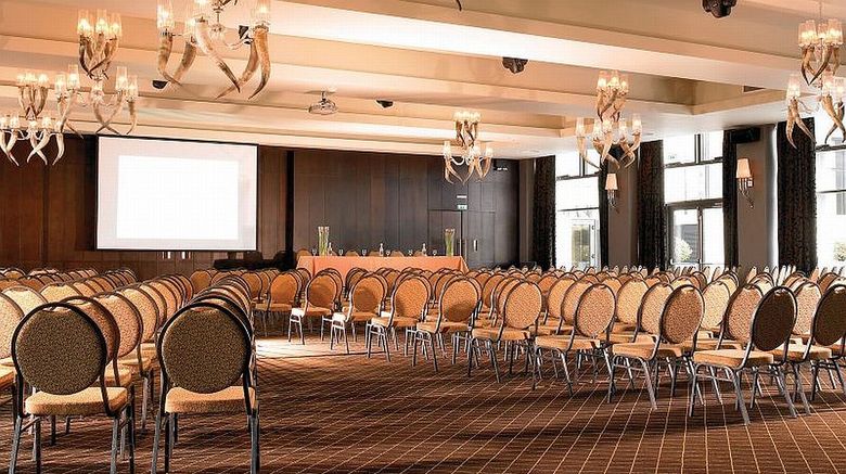 <b>Seafield Golf & Spa Hotel Meeting</b>