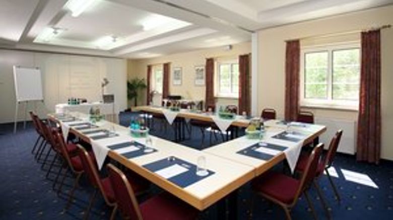 <b>Tryp by Wyndham Munich North Meeting</b>