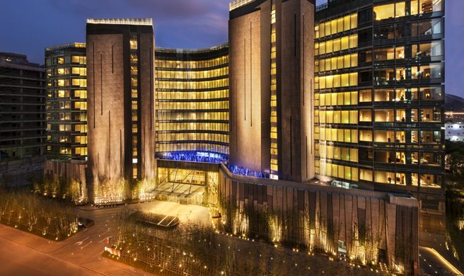 Banyan Tree Shanghai on the Bund Exterior