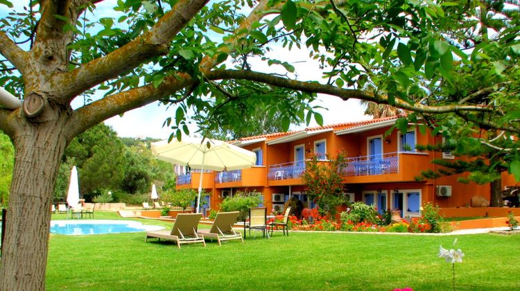 Simatos Apartments Exterior