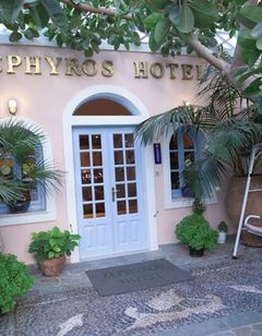 Zephyros Hotel