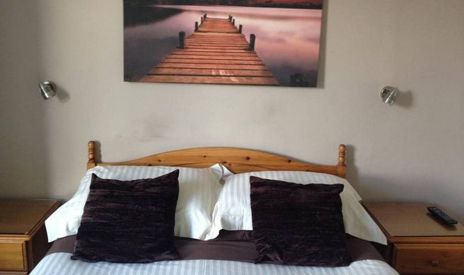 Ferndale Lodge Room