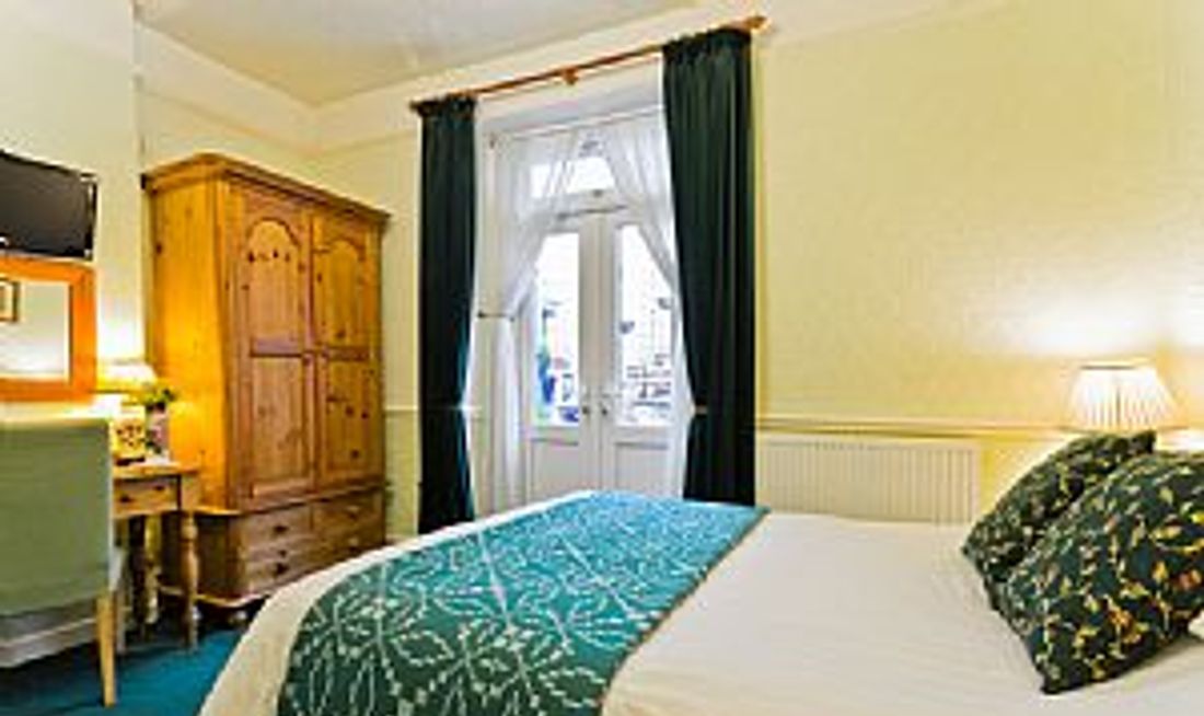 Bryn Bella Guest House Room