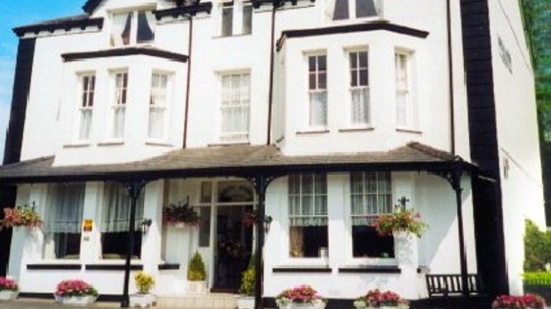 Bron Rhiw Hotel Exterior