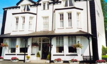 Bron Rhiw Hotel