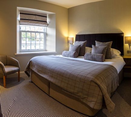 Grand at Grasmere Room