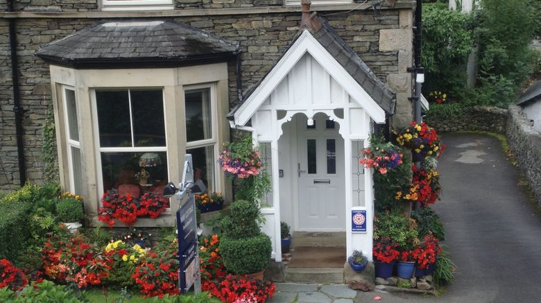 May Cottage Bed  and  Breakfast Exterior