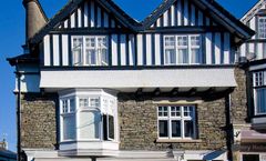 Monties Bed & Breakfast