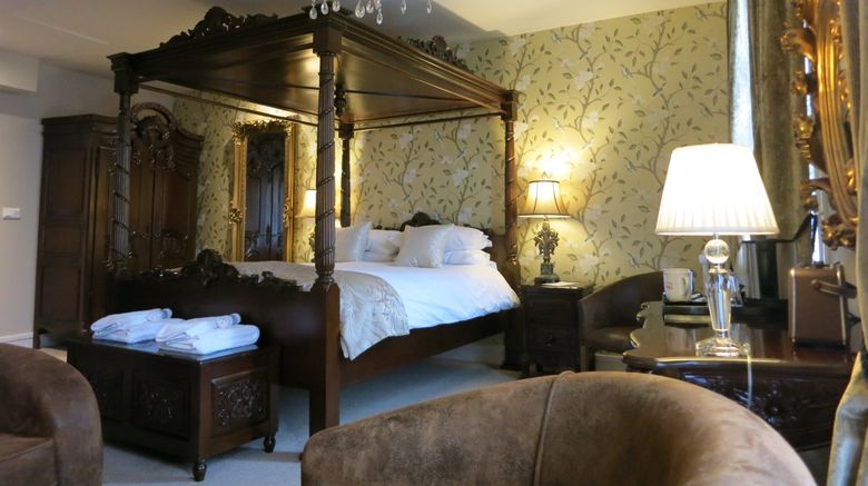 <b>Hotel De France Room</b>