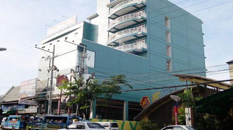 Crowne Garden Hotel Exterior