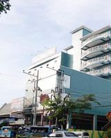 Crowne Garden Hotel