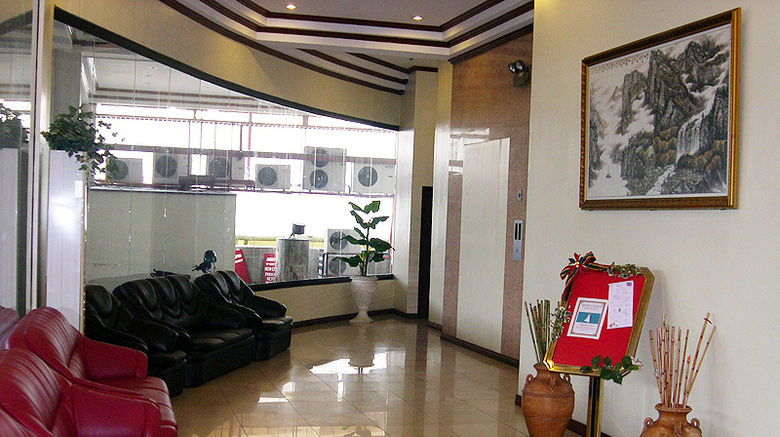 <b>Crowne Garden Hotel Lobby</b>