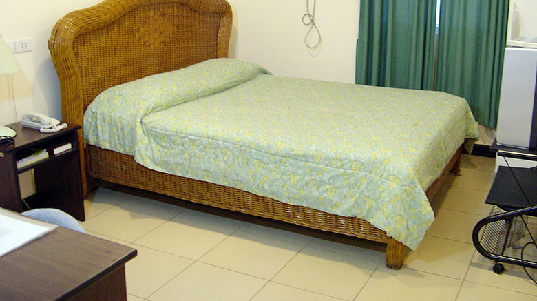 <b>Crowne Garden Hotel Room</b>