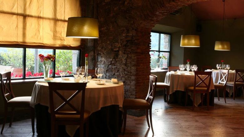 <b>Castell de l'Oliver Restaurant</b>