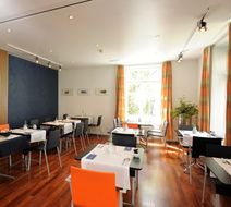 Alma Hotel Restaurant
