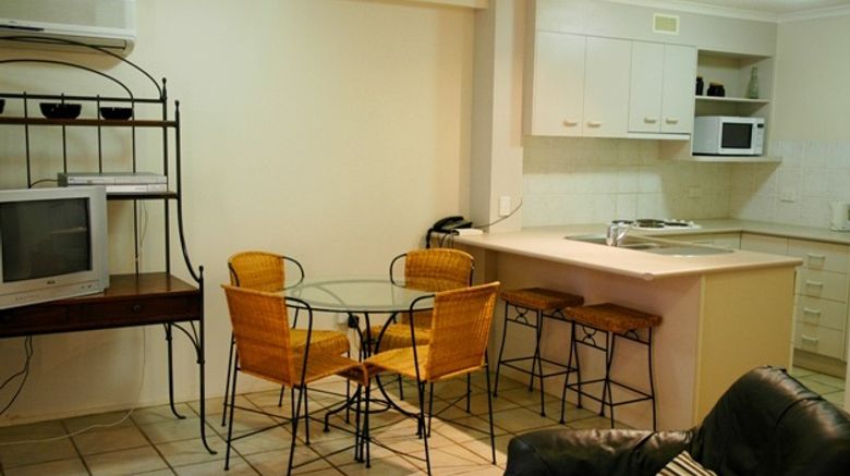 <b>Spring Hill Gardens Apartments Suite</b>