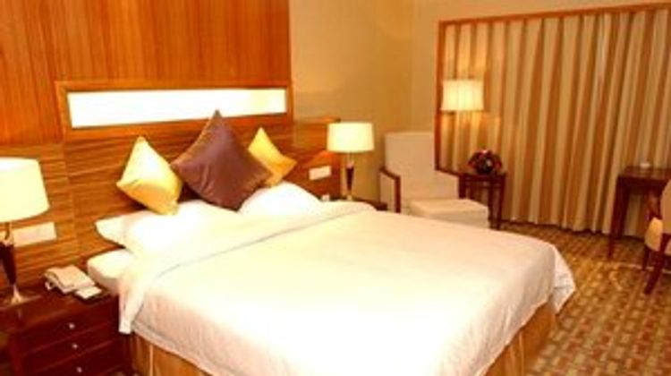 Jinfeng Hotel Room