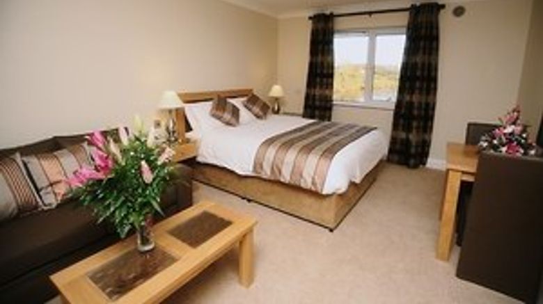 <b>Riverside Suites Hotel Sligo Room</b>