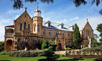 Abbey Boutique Hotel