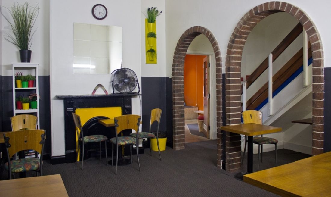 Adelaide Travellers Inn Lobby