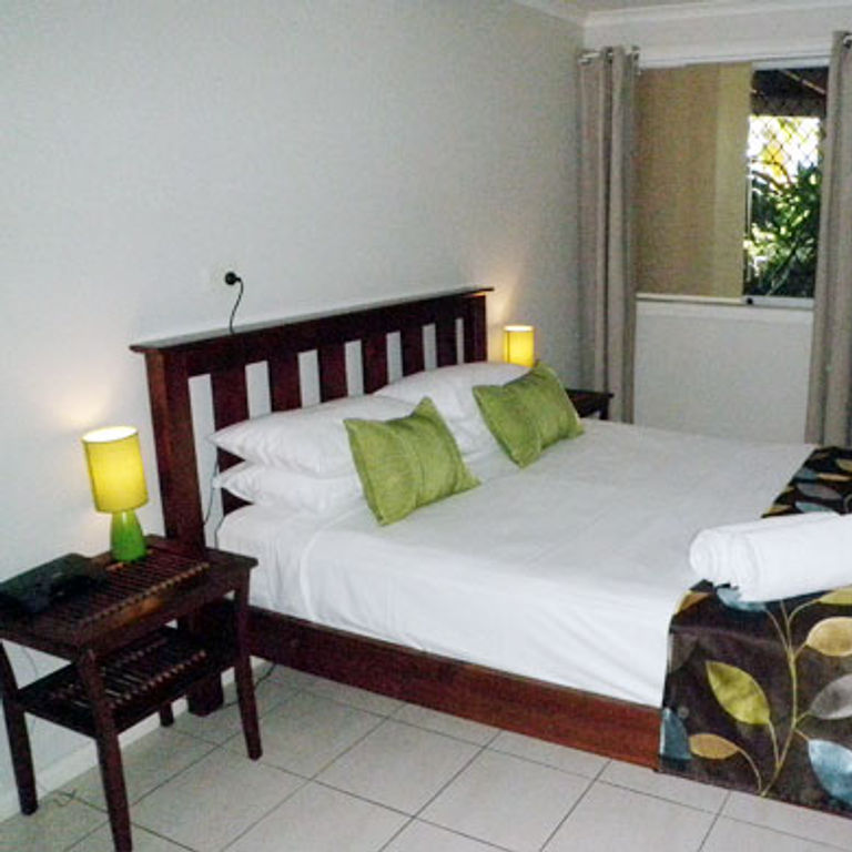 Airlie Apartments
