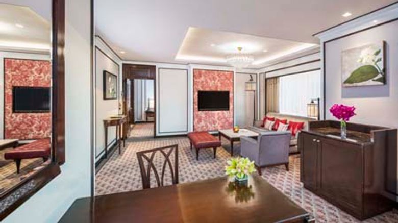<b>The Athenee Hotel, a Luxury Collection Suite</b>