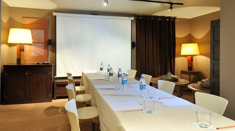 <b>Ada Hotel Meeting</b>